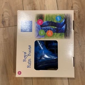 NWT Rain Boots